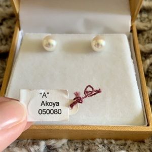 Akoya 7-7.5 mm 14k gold Pearl Earrings